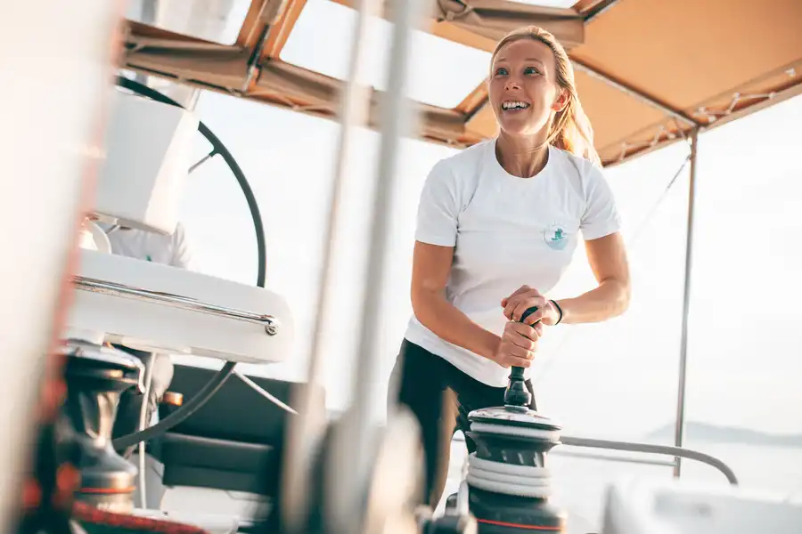 Gemeinsames navigieren beim Segeltörn