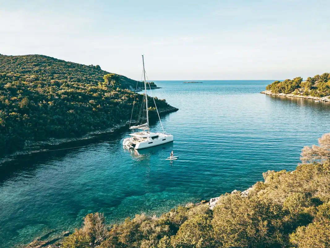 Mit dem Katamaran die kroatische Küste entdecken
