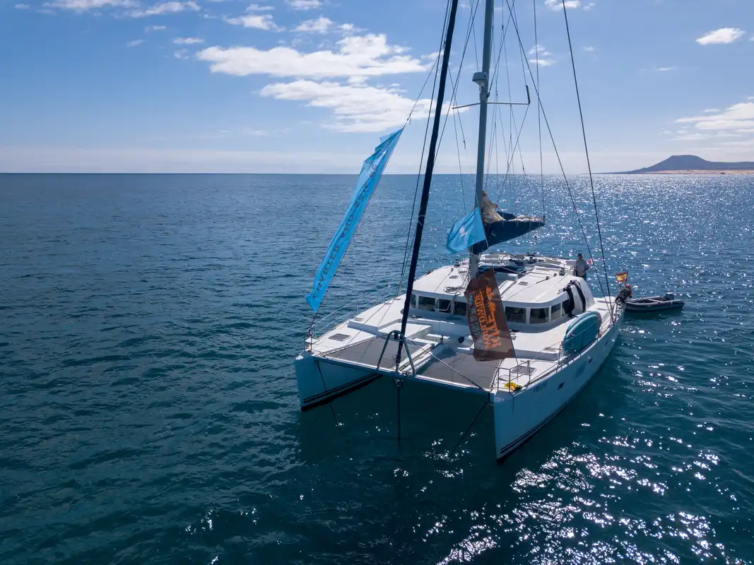 Katamaran Segeln Mittelmeer