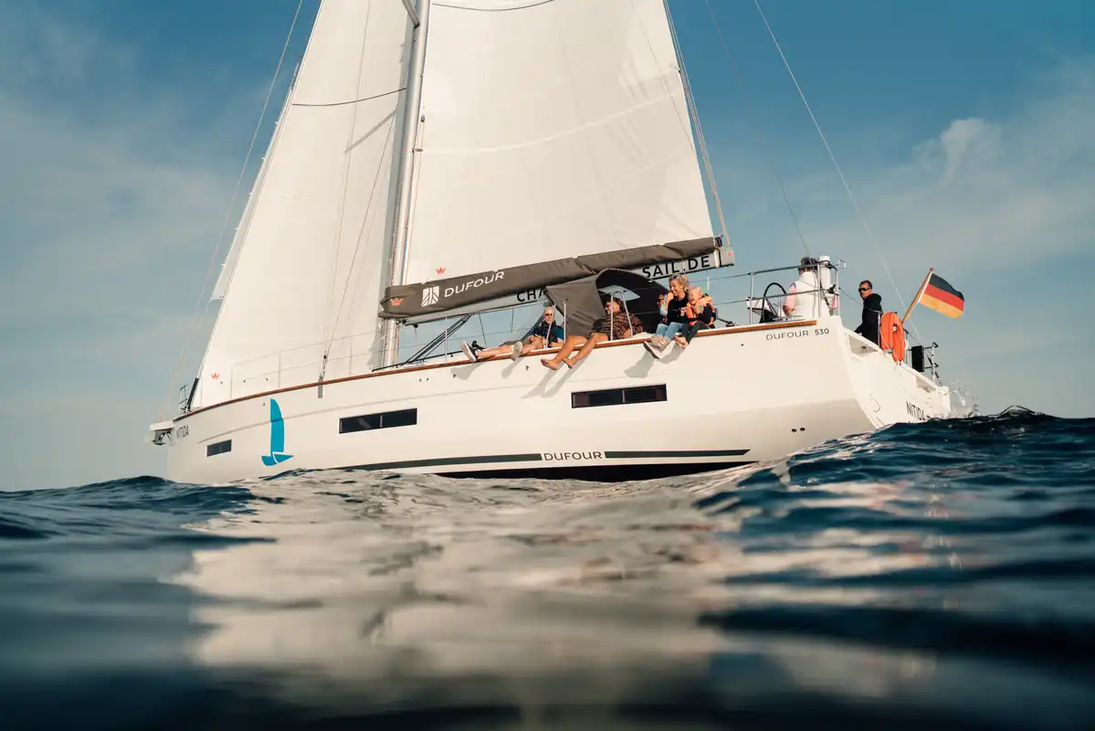 Mitsegeln und genießen