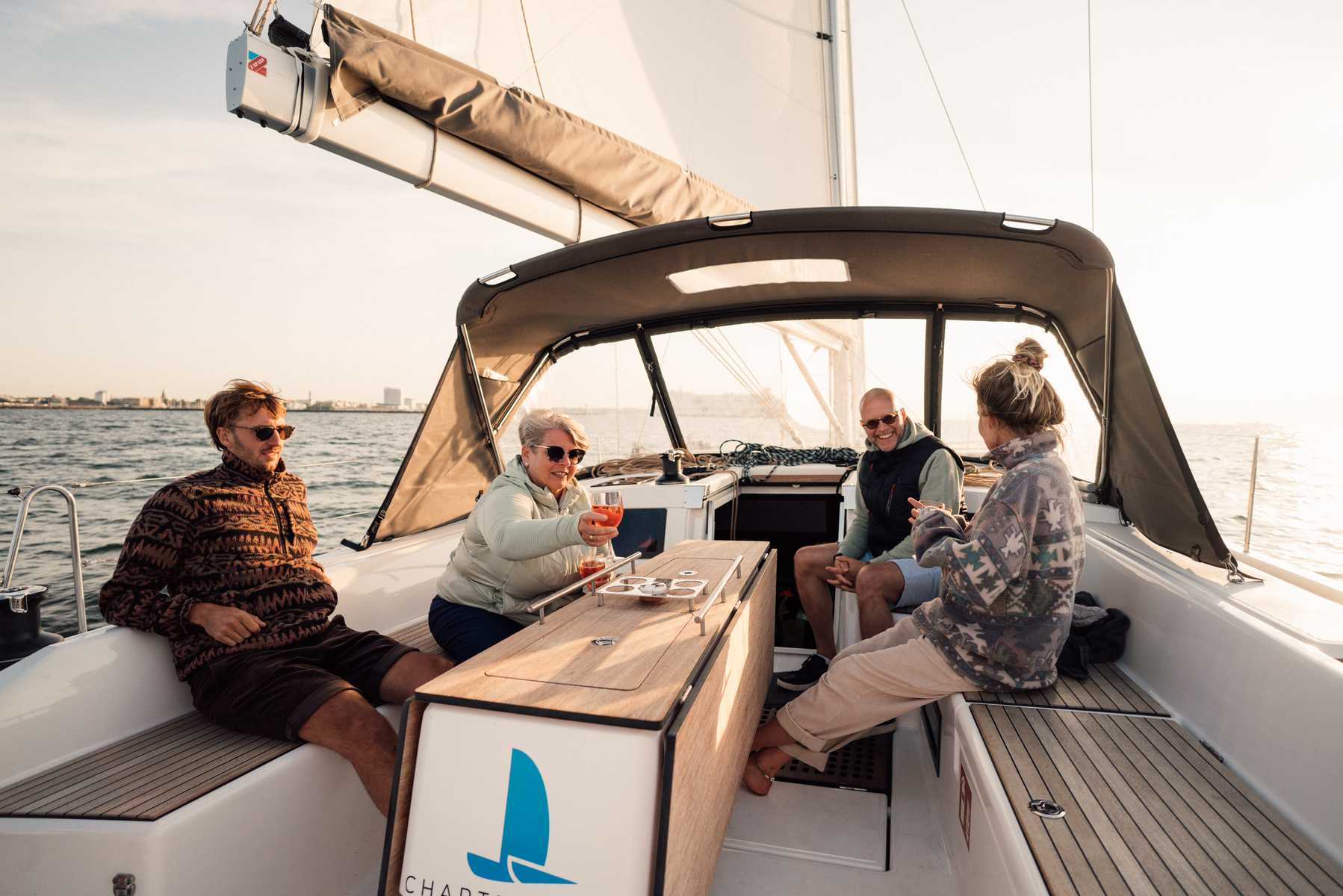 Gemeinsam segeln auf der Segelyacht