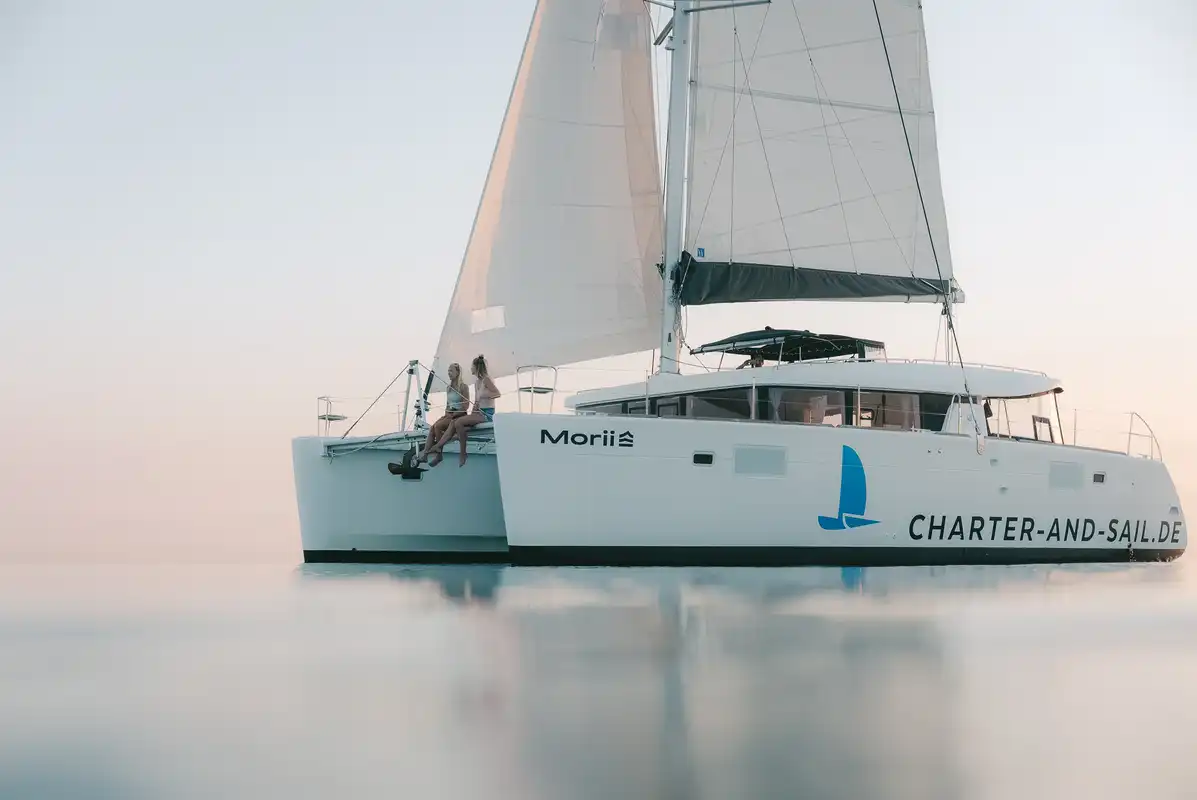 Viel Platz und Komfort auf dem Katamaran