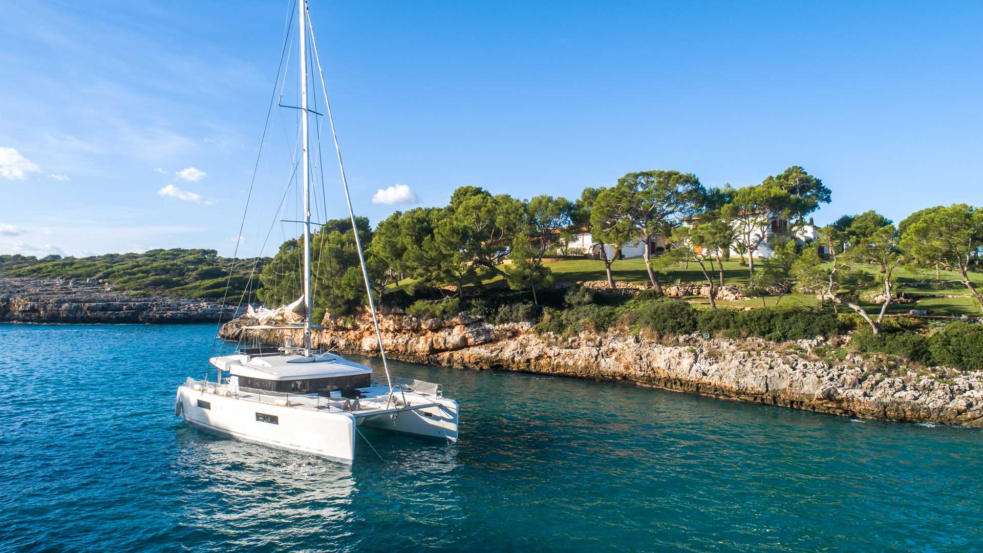 Malerische Buchten zum Ankern auf Mallorca