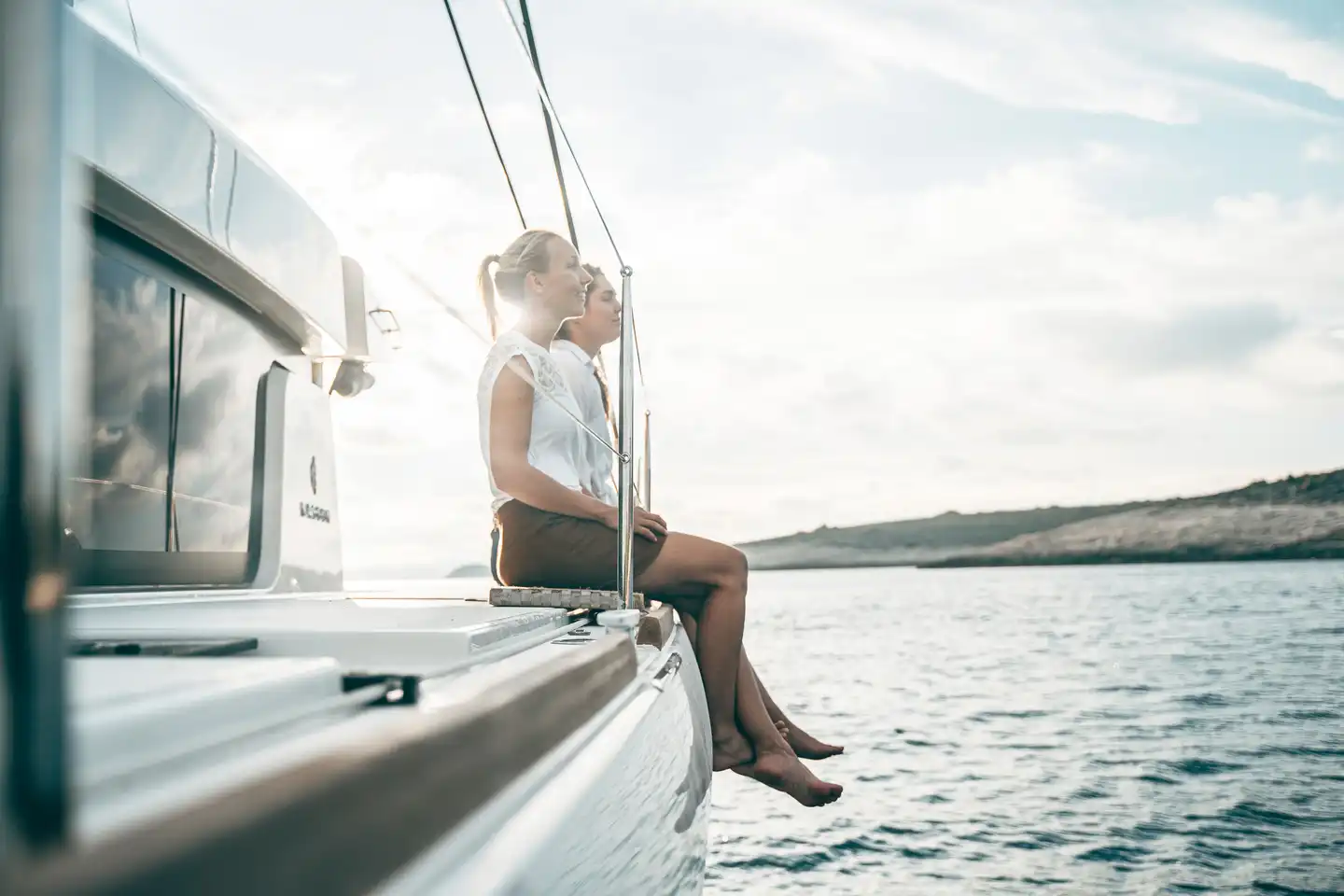 Einen traumhaften Tag auf dem Katamaran erleben