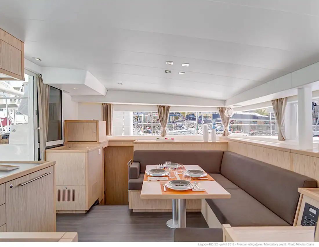 Salon Lagoon 400