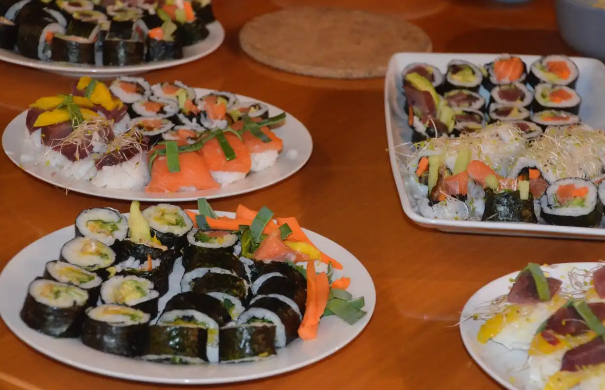 Selbst gemachtes Sushi vom Chefkoch
