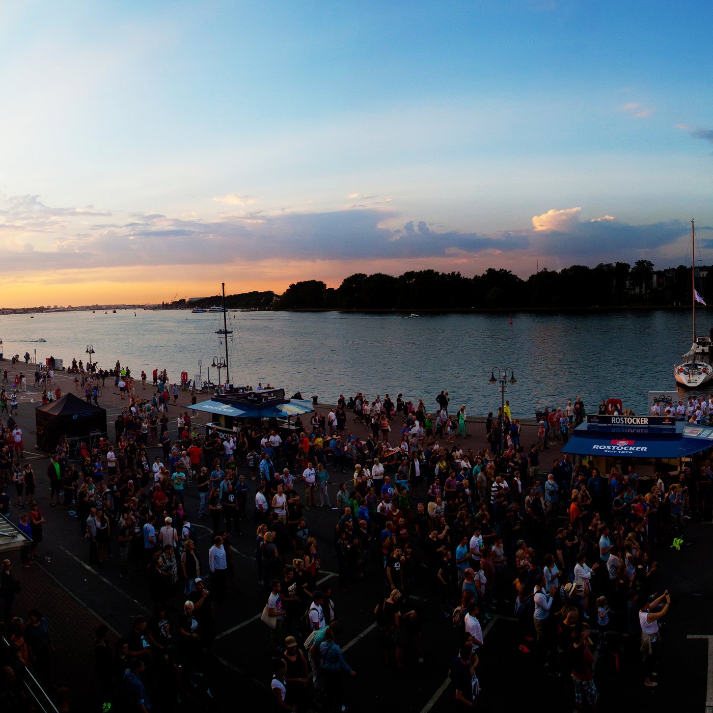 2015-08-07 Hanse Sail Panorama2.jpg